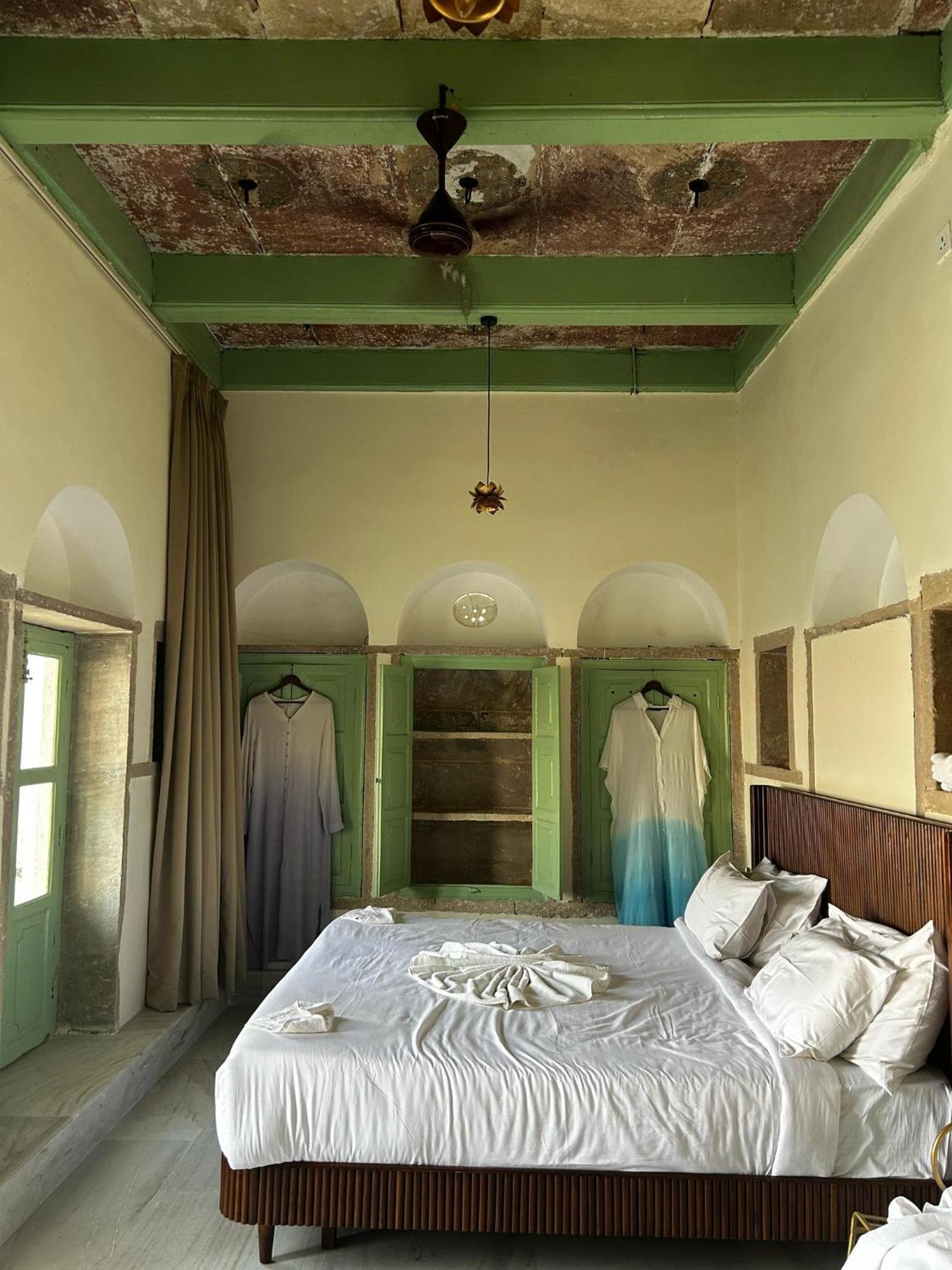 Rana Mahal - A Boutique Place バラナシ エクステリア 写真