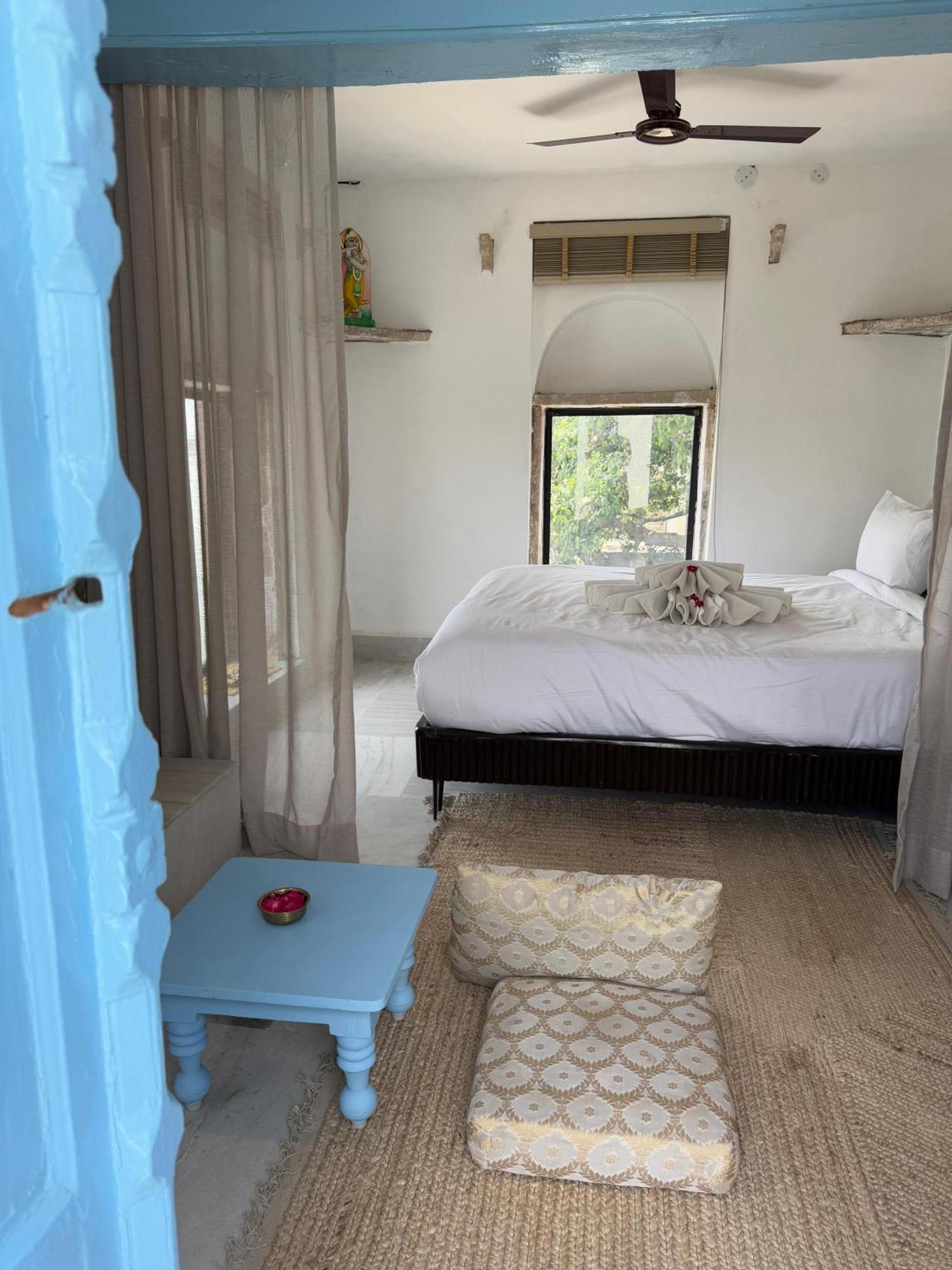 Rana Mahal - A Boutique Place バラナシ エクステリア 写真